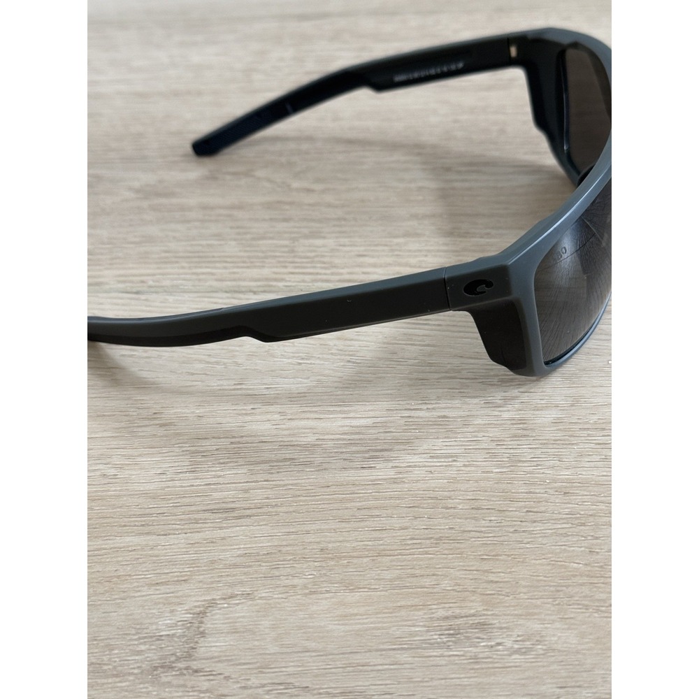 Costa Del Mar Ferg XL Sunglasses Matte Black 580G Gray Polarized Glass 6S9012 - Picture 6 of 9